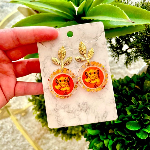 The Lion King Inspired Earrings - Picture 3 of 5